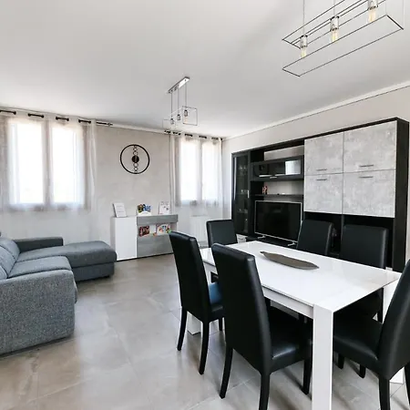 Apartment The Bridge - Peschiera *
