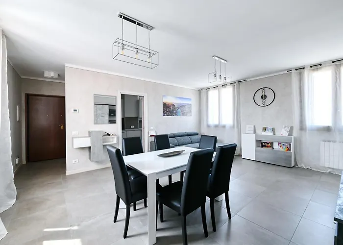 The Bridge - Peschiera *